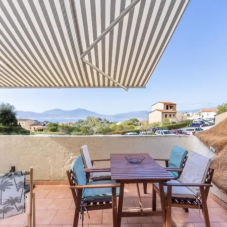 Azura Prugna - Maison Avec Piscine Partagee 펜션