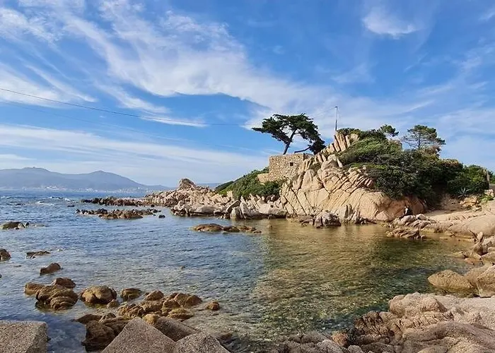 Hébergement de vacances Azura Prugna - Maison Avec Piscine Partagée *