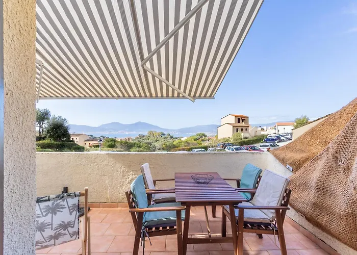 Azura Prugna - Maison Avec Piscine Partagee בית נופש